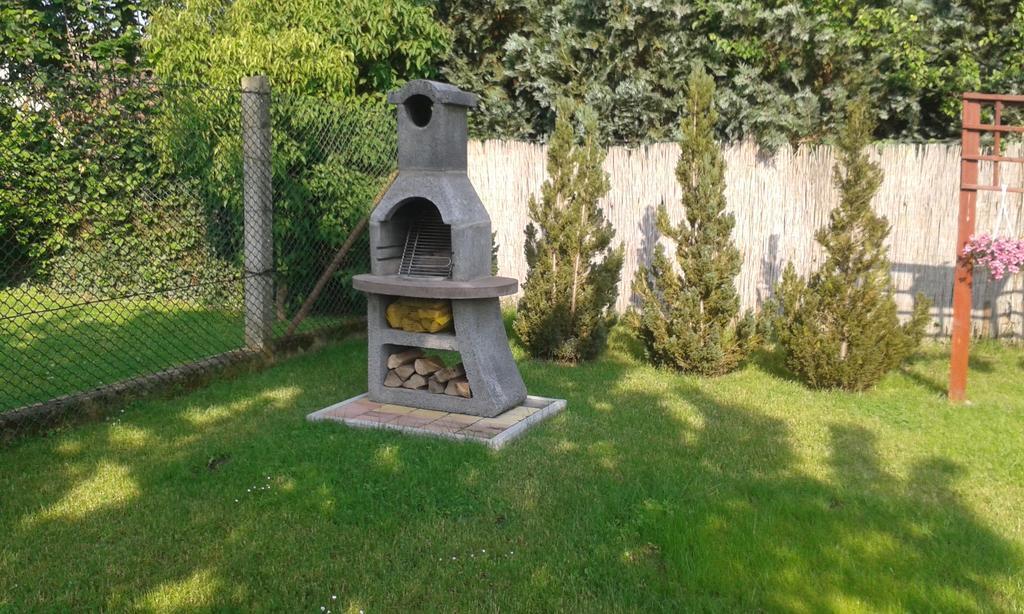 Kristaly Apartmanhaz Sárvár Екстериор снимка