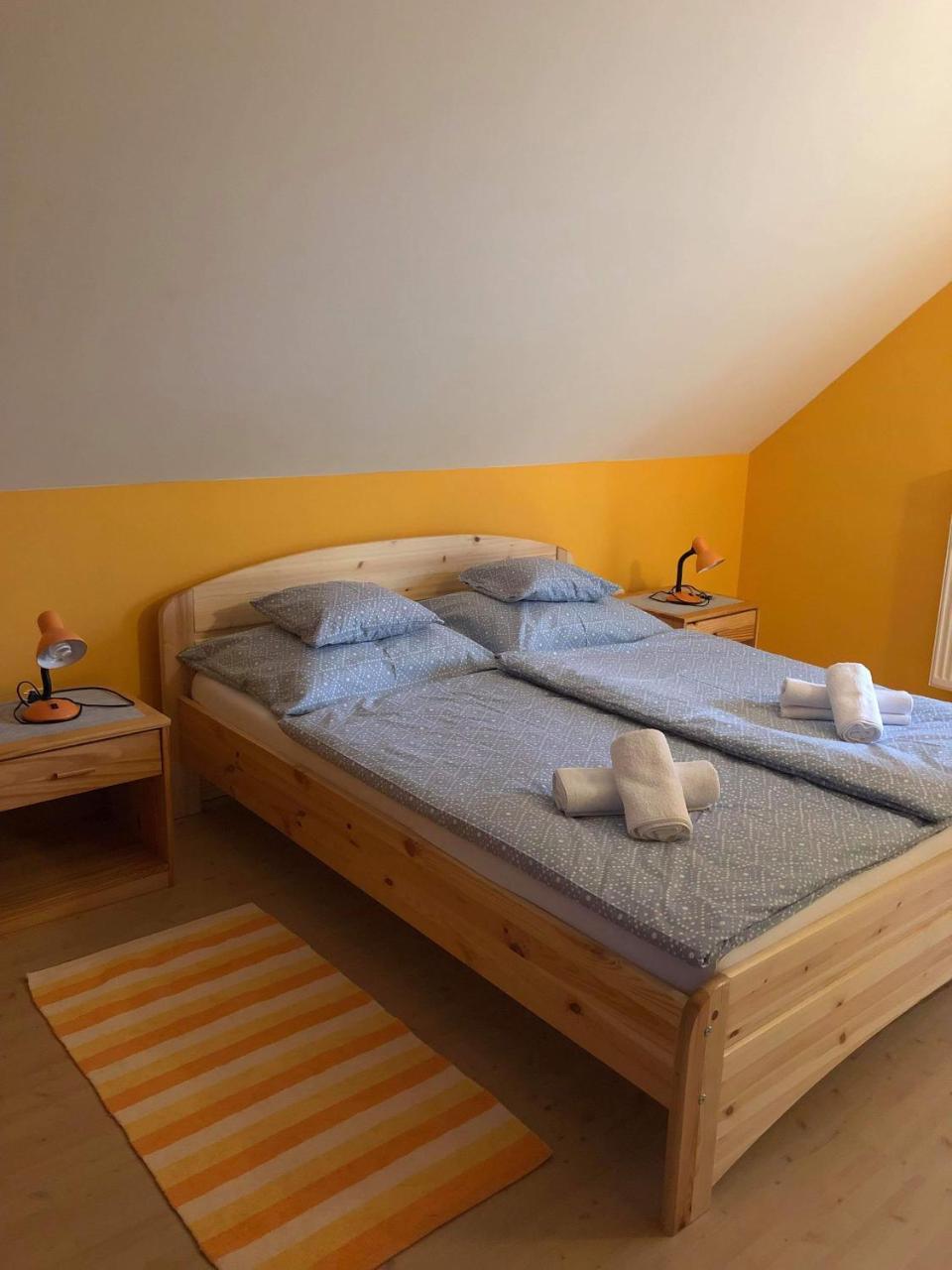 Kristaly Apartmanhaz Sárvár Екстериор снимка