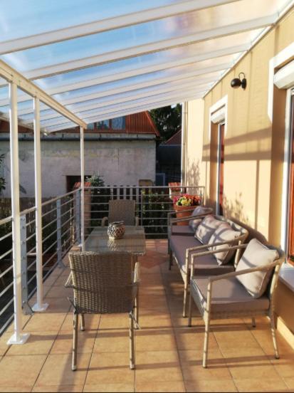 Kristaly Apartmanhaz Sárvár Екстериор снимка